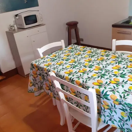 La Terrazza Del Sole Διαμέρισμα *